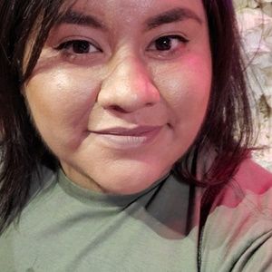 Meet your Posher, Rocio